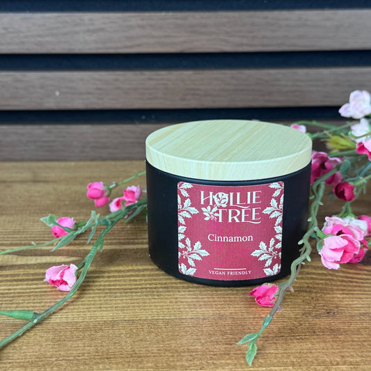 Cinnamon candle tin